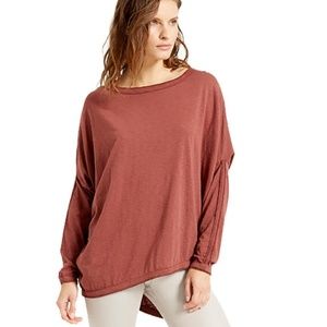 Vimmia Isle LS Wedge Top